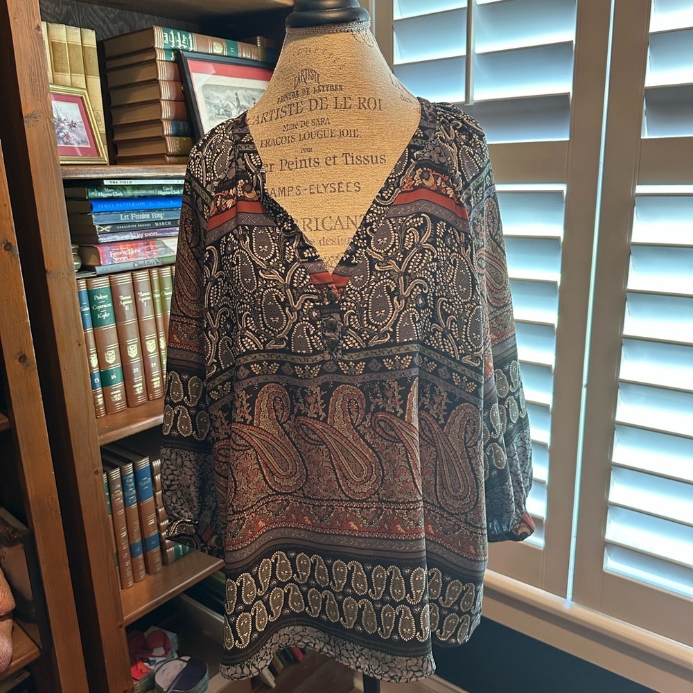 Chelsea & Theodore Multicolor Paisley Blouse